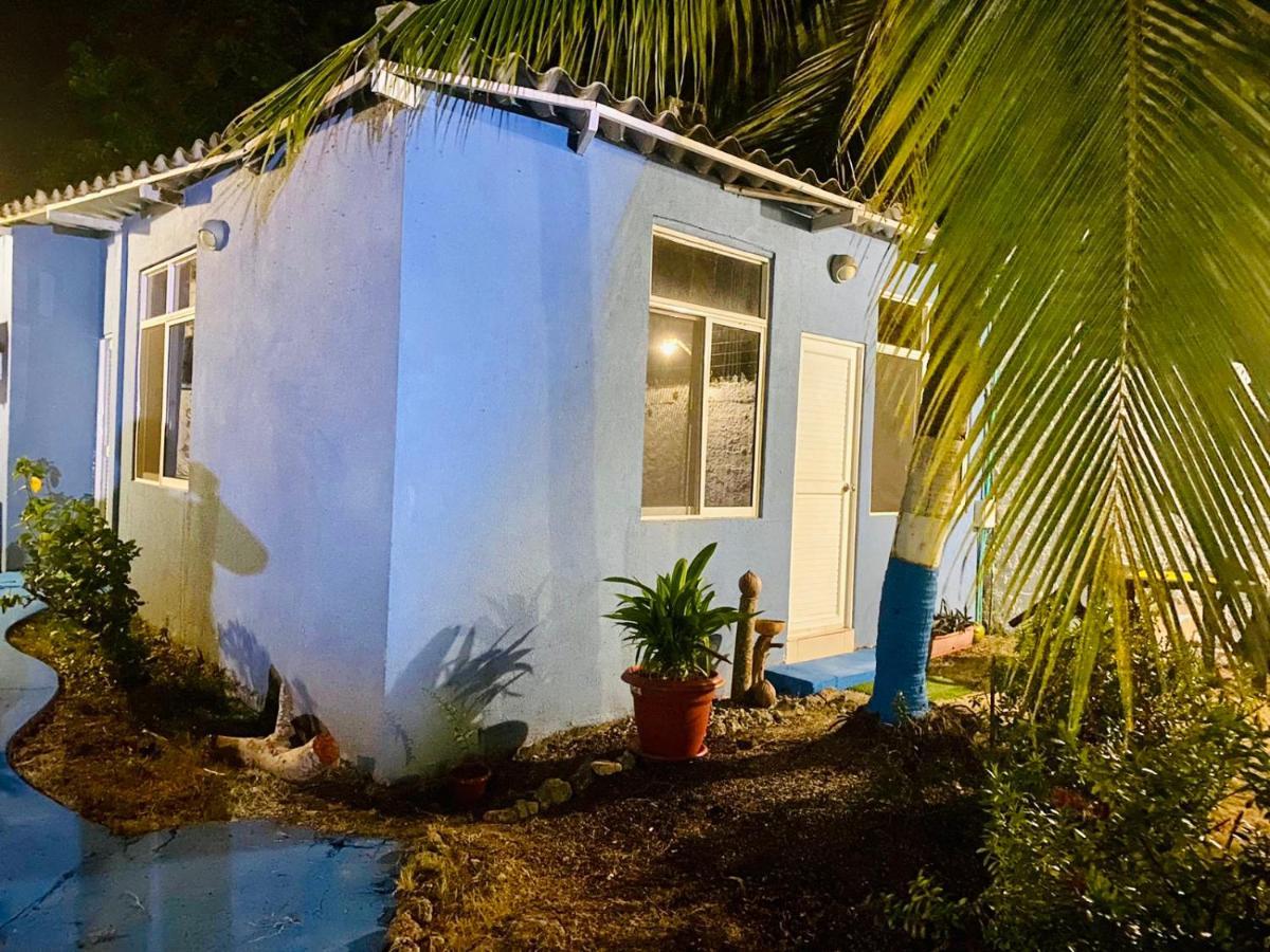 Mahalo House B&B - Tu Casa Hospedaje En San Andres Isla - Екстер'єр фото